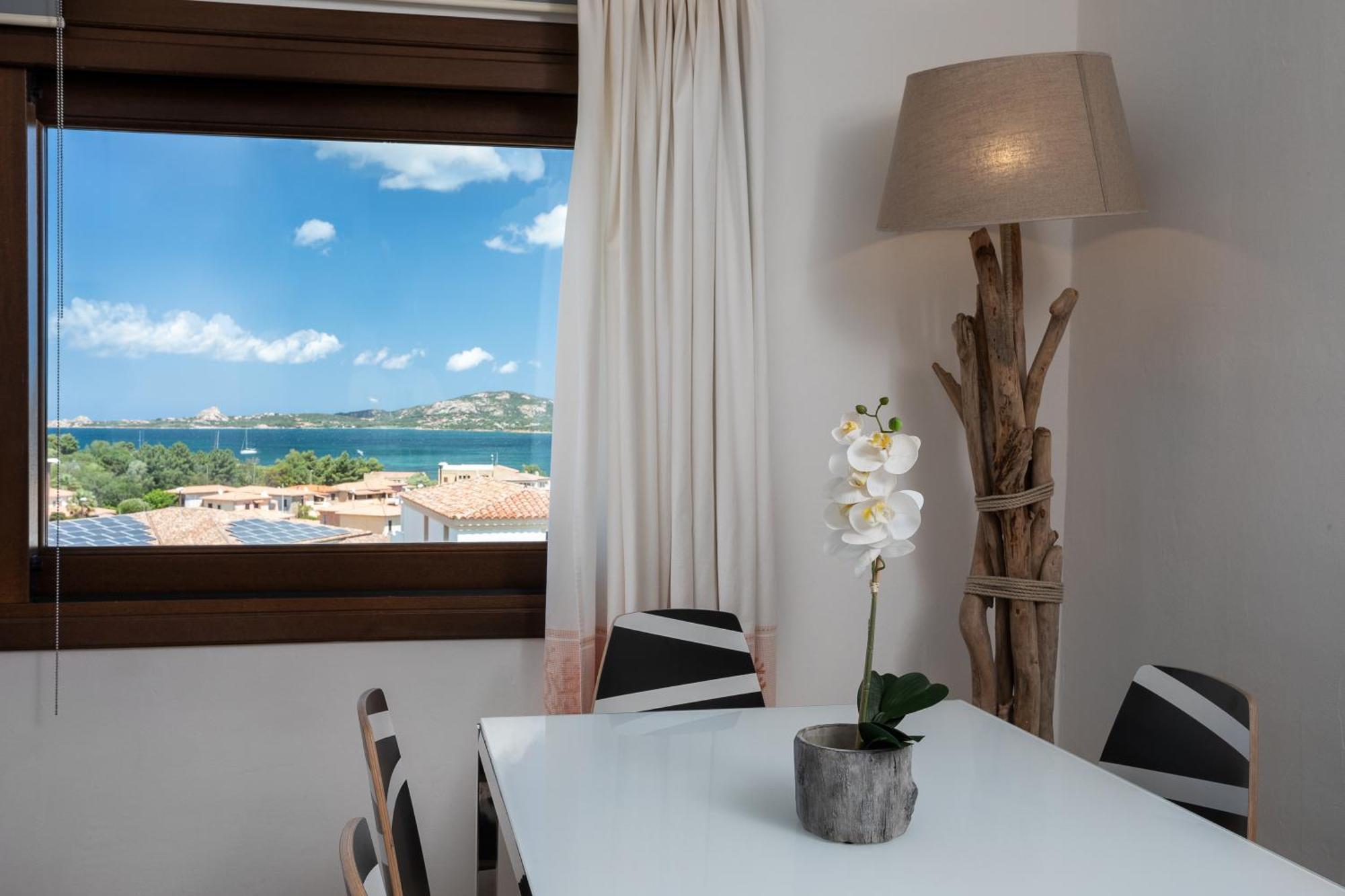 Le Maree Apartments Cannigione Exterior photo