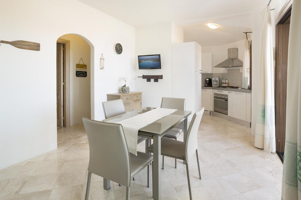 Le Maree Apartments Cannigione Exterior photo